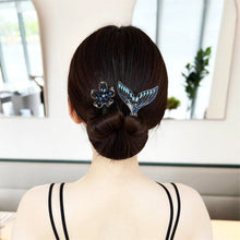 Load image into Gallery viewer, 🌺Rhinestone Flower Hair Clip