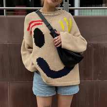 Load image into Gallery viewer, Lässiger Pullover mit Smiley-Muster