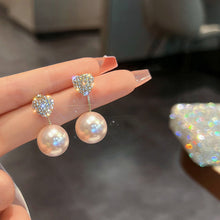 Load image into Gallery viewer, Heart Pearl Earrings
