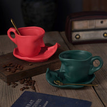Load image into Gallery viewer, Kissing Mug Set