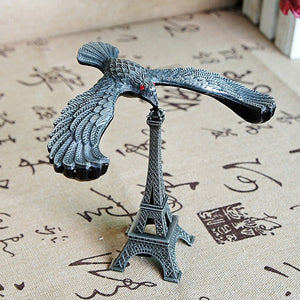 Eiffel Tower Model Balance Bird Photography Props Model