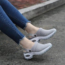 Load image into Gallery viewer, Women's Medium-heeled Casual Sandals