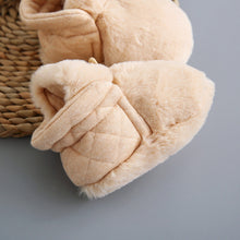 Load image into Gallery viewer, Baby Cartoon Plush Cotton Toddler Shoes