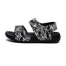Load image into Gallery viewer, Children&#39;s Luminous Non-slip Sandals(3-7 years old)