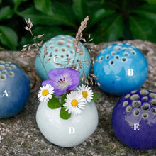 Load image into Gallery viewer, Resin Handmade Vase Flower Stone Table Decor