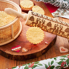 Load image into Gallery viewer, Carved beech wood rolling pin