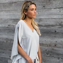 Load image into Gallery viewer, V-Neck Bowknot Blouses