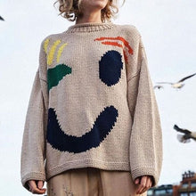 Load image into Gallery viewer, Lässiger Pullover mit Smiley-Muster