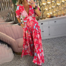 Load image into Gallery viewer, Floral Pattern Pocket Dress with V-neckline