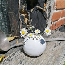 Load image into Gallery viewer, Resin Handmade Vase Flower Stone Table Decor