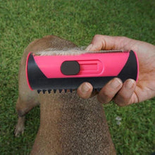 Load image into Gallery viewer, Retractable 3 Blade Brush With Rubber Bristles