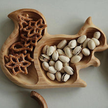 Load image into Gallery viewer, Wooden Animal Shaped Fruit Bowl