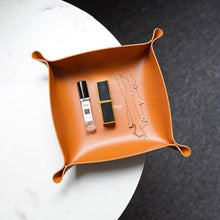 Load image into Gallery viewer, Jewelry Key Storage Tray