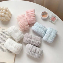 Load image into Gallery viewer, Microfiber Wrist Wash Towel Band