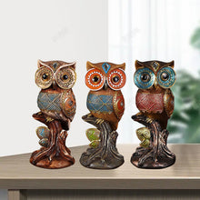 Load image into Gallery viewer, Resin Owl Ornament