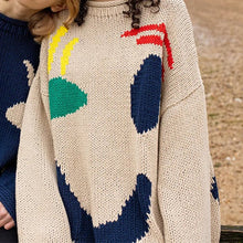 Load image into Gallery viewer, Lässiger Pullover mit Smiley-Muster