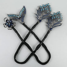 Load image into Gallery viewer, 🌺Rhinestone Flower Hair Clip