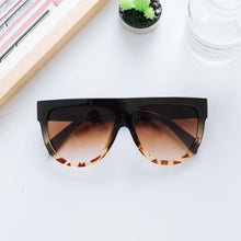 Load image into Gallery viewer, Women Classic Oversized Luxury Gradient Shield-Shaped Sunglasses