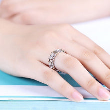 Load image into Gallery viewer, Cross Moissanite Ring